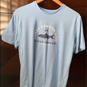 Under Armour T-Shirt. Size Large.
